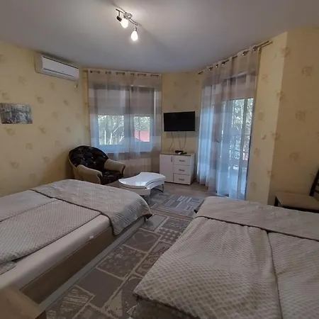 акация 3* Ravna Gora