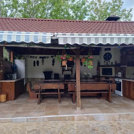 акация Guest house Ravna Gora